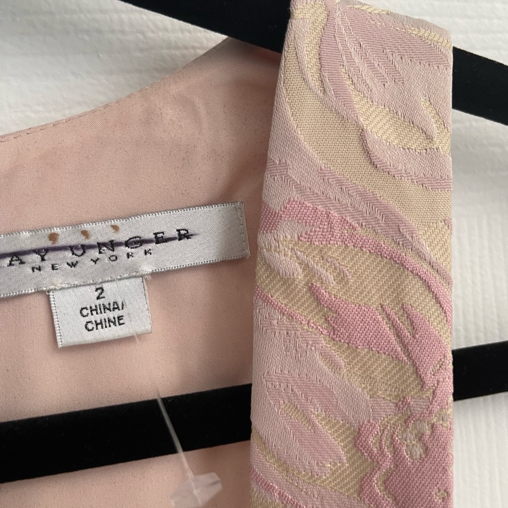 Kay Unger Morgana Dress in
Pink Mauve size 2 - Picture 9 of 9